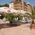 מלון Joya Park 4*
