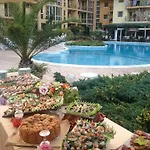 Joya Park מלון