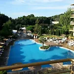 Joya Park מלון 4*