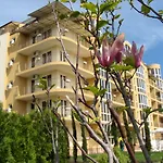 Joya Park מלון גולדן סנדס