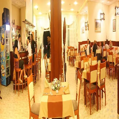 Joya Park Златни пясъци