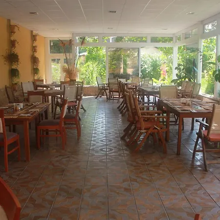 Joya Park Golden Sands