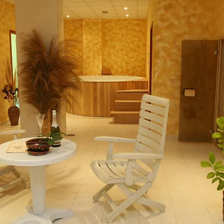 Ξενοδοχείο Joya Park 4*